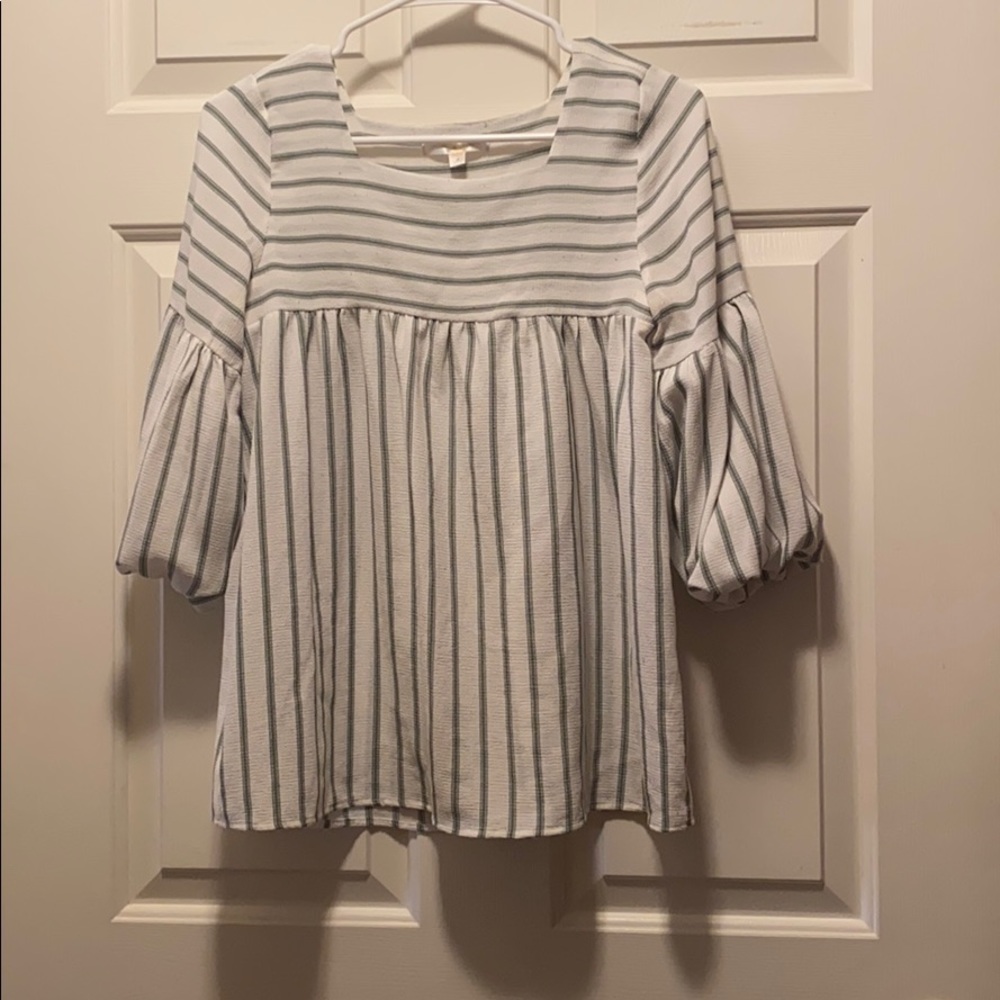 Cute blouse